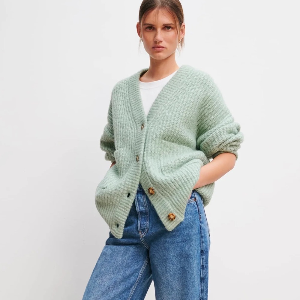 Zara Oversized Knit Cardigan with Patch Pockets Green size Medium